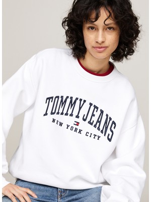 Tommy Jeans Yuvarlak Yaka Nakışlı Beyaz Kadın Sweatshırt Tjw Rlx Varsıty Crew