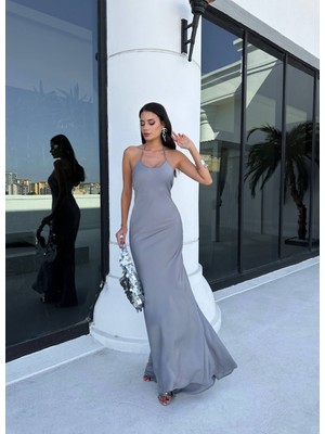 Gri Sırt Dekolteli Elbise