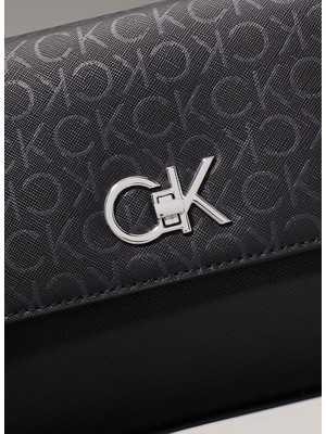 Calvin Klein Siyah Kadın Omuz Çantası K60K6126770GM