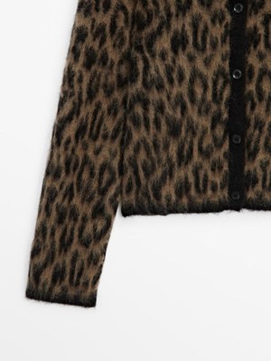 You Like Butik Yünlü Leopar Desen Hırka