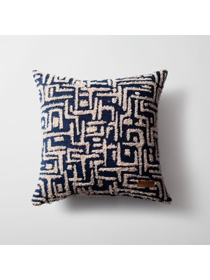 Woodhub " Gilda " - Labirent Desenli Kırlent 45X45 Lacivert (Iç Yastık Dahil)
