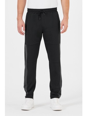 Erkek Siyah Standart Fit Normal Kesim Düz Paça Cep Fermuarlı Rahat Jogger Eşofman Altı
