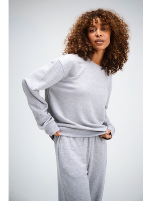 Kadın Timeless Oversize Gri Sweatshirt