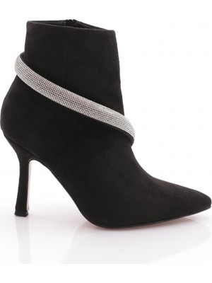 Dgn 5726-424  Bilekten Çarpraz Silver Taşli Zincir Detayli  Kadin  Topuklu Bot