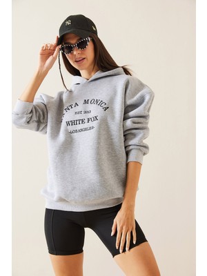 Gri Kapüşonlu Nakışlı Sweatshirt 5KXK8-48983-03