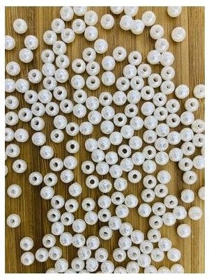 öztürk Oya, Abiye, Havlu, Patik, Kolye ve Bileklik El Işleme Plastik Inci No:5. Krem. Tahmini 420 Adet.