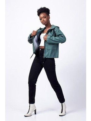 Nora Kadın Boyfrend Solmayan Siyah Yüksek Bel Likralı Mom Jeans Kot Pantolon 2024