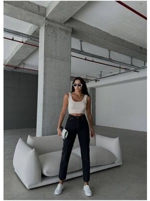 Max Kadın Yüksek Bel Siyah Boyfriend Jeans Likralı Esnek Kot Pantolon(Tam Kalıp)
