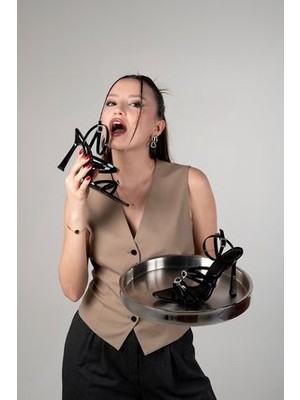 Moyo Taşlı Toka Detaylı Siyah Rugan