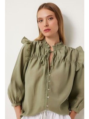 Fırfır Detaylı Bağlamalı Keten Karışımlı Bluz Haki