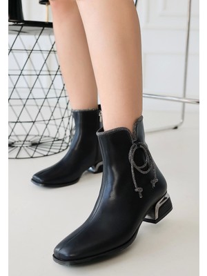 Melina Siyah Cilt Topuklu Bot