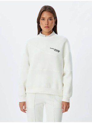 Koton Kadın Sweatshirt Beyaz 5WAK10108EK