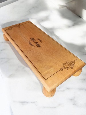 Mekwood Lazer Işlemeli, Kişiye Özel Doğal Ayaklı Ahşap Sunumluk & Kesme Tahtası