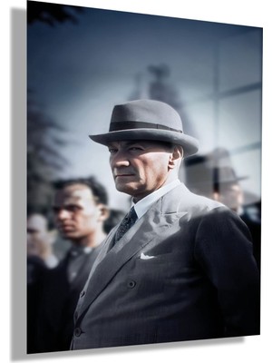 Gaagart Temperli Gerçek Cam Tablo Takım Elbiseli Mustafa Kemal Atatürk