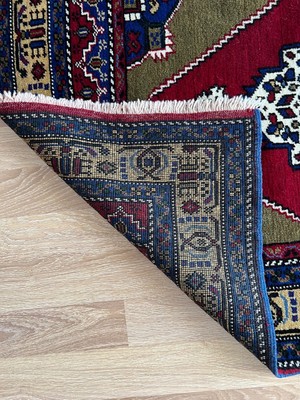 DesignEv 105X167 cm Kırmızı Lacivert Renkli El Dokuma Uşak Halısı Orta Boy Dekoratif Kilim