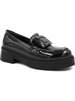 Beyaz Termo Kaymaz Taban Günlük Kadın Loafer Ayakkabı Rugan Siyah