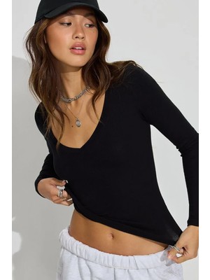 Madmext Siyah V Yaka Uzun Kollu Kaşkorse Body MG2192
