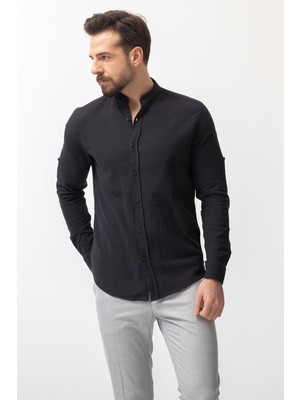 Düz Siyah Renk Slim Fit Hakim Yaka Erkek Gömlek