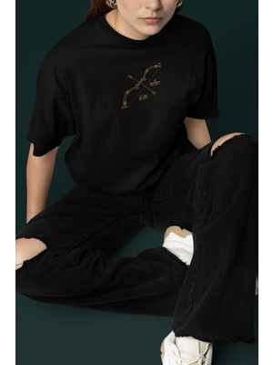 Yay (Saittarius) / Oversize T-Shirt / Kadın