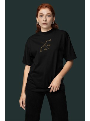 Yay (Saittarius) / Oversize T-Shirt / Kadın