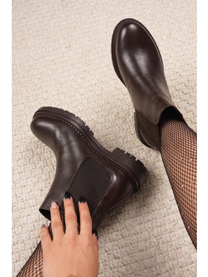 Rosalinda Yan Lastik Detaylı Hakiki Deri Kadın Bot Kahve