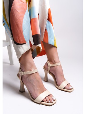 Riccon Eludynn Kadın Topuklu Ayakkabı 0012348