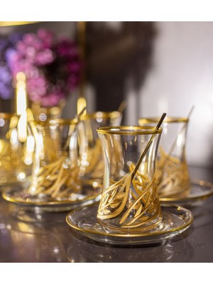 Sudeka 12 Parça Gold Renk Yaprak Kristal Kesme Çay Seti Kulpsuz Cam Malzeme ile Şık Sunum