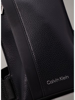 Calvin Klein Siyah Erkek Postacı Çantası Ck Must Slıng Bag