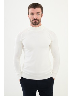 Düz Ekru Slim Fit Yarım Balıkçı Yaka Erkek Triko Kazak