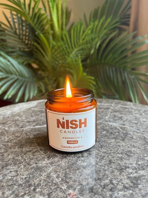 Nish Candles Doğal Soya Mumu Vanilya Kokulu Kapaklı Amber Cam Kavanozda