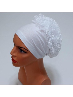 Aydın Bone Dantelli Dikişli Beyaz Fırfırlı Bone