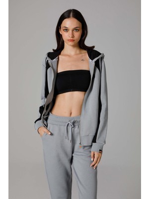 Ellesse Kadın Fermuarlı Kapüşonlu Sweat EF198-GI Gri Renk XS Beden Konforlu Kullanım İçin Tasarlandı