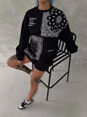 Stil Aura Desenli Üç Iplik Bisiklet Yaka Oversize Sweatshirt - Siyah