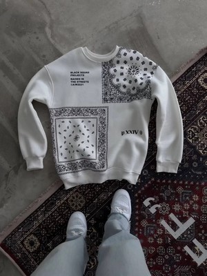 Desenli Üç Iplik Bisiklet Yaka Oversize Sweatshirt - Beyaz