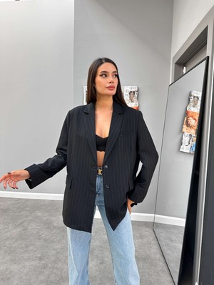 Esra Helvacı Relaxed Fit Çizgili Blazer Ceket