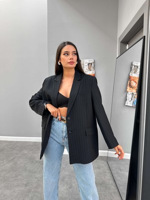 Esra Helvacı Relaxed Fit Çizgili Blazer Ceket