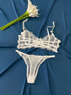 Blue Moonlight Lingerie Ekru Dantel Tül Işlemeli Sütyen Külot Takım