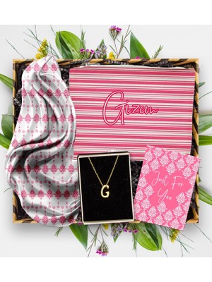 Ejoya Kişiye Özel Gümüş Harf Kolye & Fular & Makyaj Çantası & Mesaj Kartı  113297