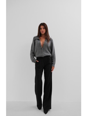 Bağcıklı Gri Hırka