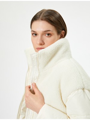 Koton Şişme Mont Peluş Detaylı Dik Yaka Fermuarlı Cepli