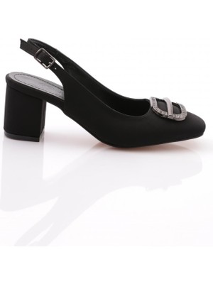 Dgn K661 Kadin Arkasi Açik Metal Aksesuarli Topuklu Ayakkabi