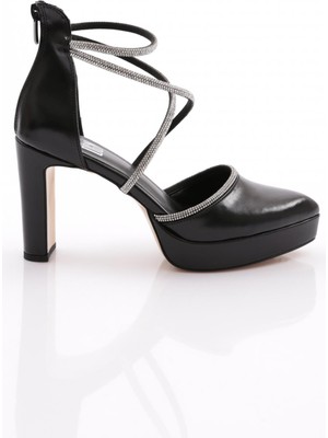 Dgn 214 Kadin Önü Kapali Bileği Saran Topuklu Ayakkabi