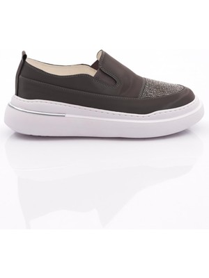 DGN 053 Kadin Önü Taşli Sneaker Ayakkabi