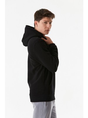 Basic Kanguru Cepli Kapüşonlu Sweatshirt