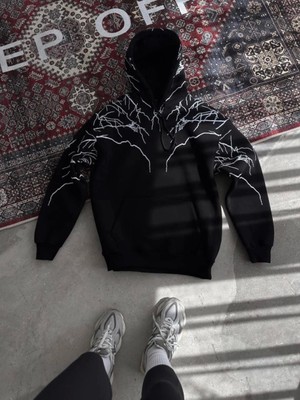 Pileli Store Pilelistore Yıldırım Baskılı Kapşonlu Sweatshirt - Siyah