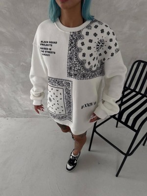 Pileli Store Pilelistore Desenli Üç Iplik Bisiklet Yaka Oversize Sweatshirt - Beyaz