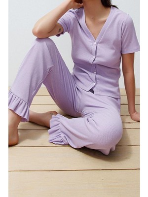 FRM Kadın Polyester V Yaka Kısa Kol Fırfır Detaylı Fitilli Örme Pijama Takımı