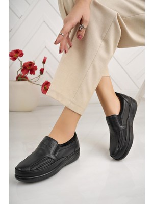 Castle Black 42631 Kadın Deri Kemik Çıkıntılı Comfort Ayakkabı Siyah