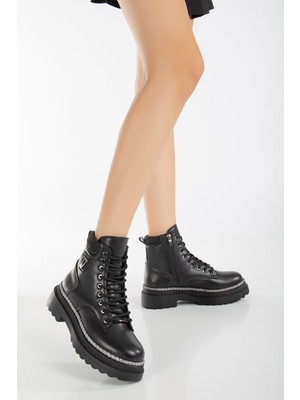 White Line 35 Kadın Simli Sargılı Kısa Postal Bot Siyah