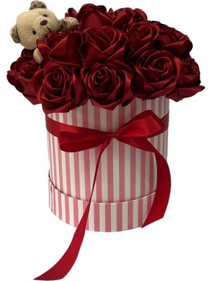 Kutuda Kokulu Solmayan Güller